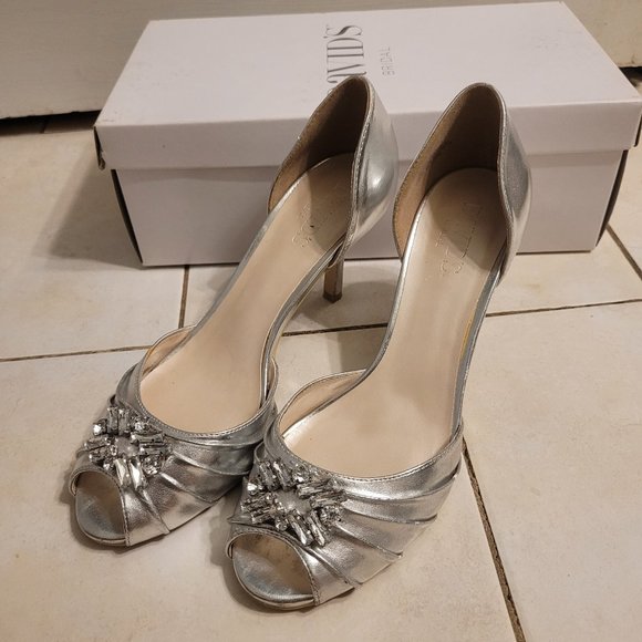 David's Bridal Silver Desi Heels size 8.5 - Picture 1 of 5